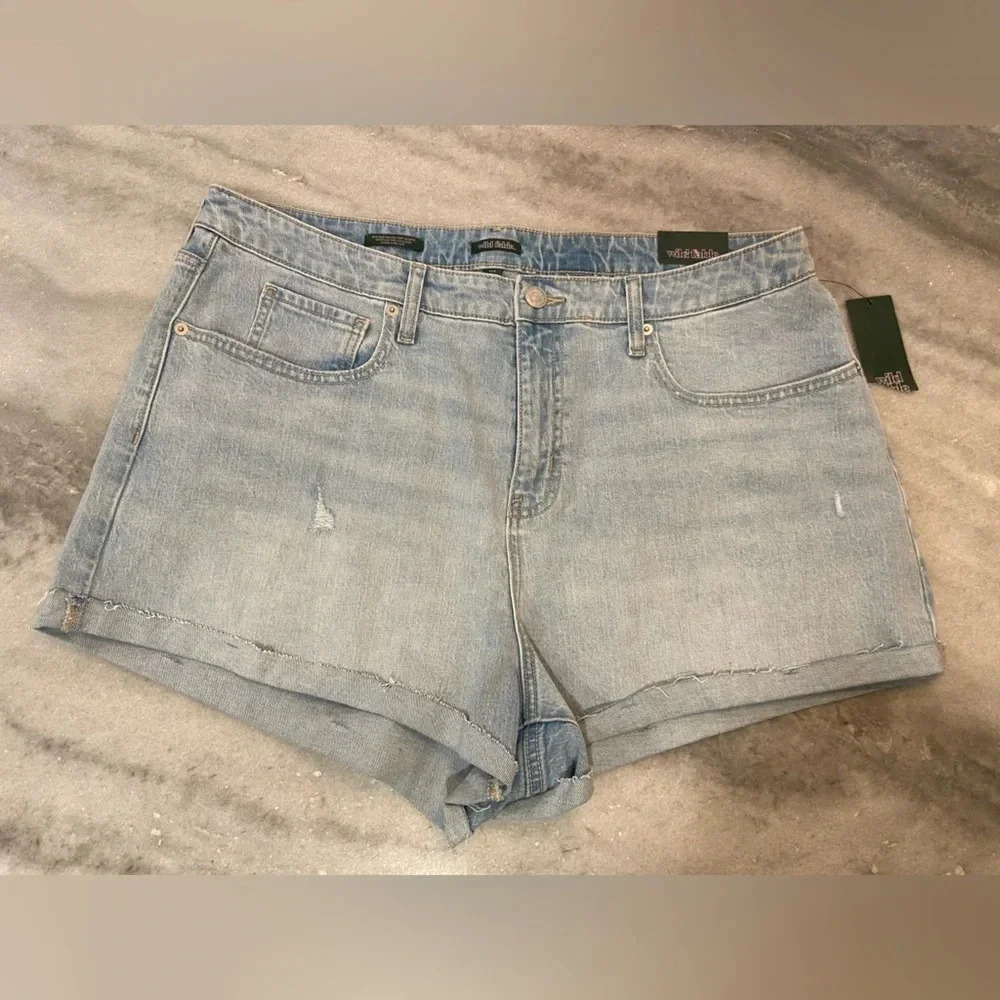 NWT Wild Fable High Rise Rolled Cuff Cut Off Denim Jean Shorts Distress Size 17
